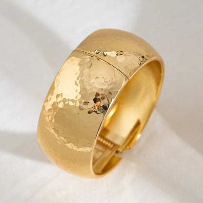 Solara Bangle